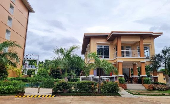 Manors Verdant